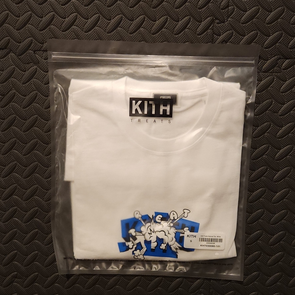 KITH Treats Kaboom Men's T-Shirt Size Small